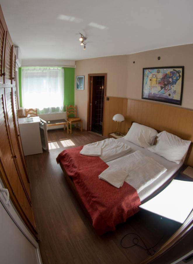 Mueller'S 1 Apartment Siofok Exterior photo